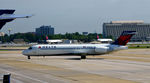 N906AT @ KATL - Taxi Atlanta - by Ronald Barker