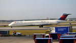 N908DE @ KATL - Taxi to gate Atlanta