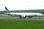 EI-WLA @ LOWW - Alitalia Boeing 777-300ER - by Thomas Ramgraber