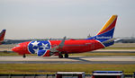 N922WN @ KATL - Tennessee Taxi to gate Atlanta