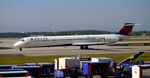 N948DL @ KATL - Taxi Atlanta - by Ronald Barker