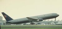 N657UA @ EBBR - scan from slide - by Joannes Van Mierlo