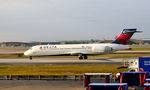 N989DN @ KATL - Taxi to gate Atlanta - by Ronald Barker