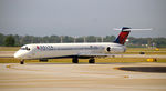 N994DL @ KATL - Taxi Atlanta - by Ronald Barker