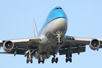 PH-BFB @ EHAM - at spl - by Ronald