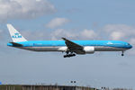 PH-BVR @ EHAM - at spl - by Ronald