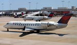 N925EV @ KATL - Taxi Atlanta - by Ronald Barker