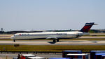 N941DN @ KATL - Taxi Atlanta - by Ronald Barker