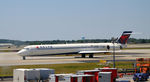 N946DN @ KATL - Taxi Atlanta