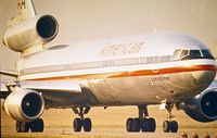 N137AA @ EBBR - Taxiing at Brussels - by Joannes Van Mierlo