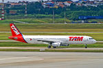 PT-MXH @ SBGR - PT-MXH   Airbus A321-231 [4570] (TAM) Sao Paulo-Guarulhos~PP 18/03/2012 - by Ray Barber