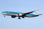 PH-BVF @ EHAM - at spl - by Ronald