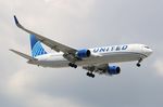 N656UA @ KORD - Boeing 767-322 - by Mark Pasqualino