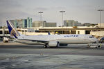 N37516 @ KLAX - LAX 2021. - by Clayton Eddy