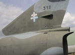 318 - closer view of the tail and the EC Belfort squadron insigna