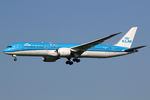 PH-BHG @ EHAM - at spl - by Ronald
