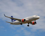 SE-DOZ @ EKCH - SE-DOZ landing rw 22L