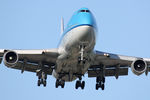 PH-BFK @ EHAM - at spl - by Ronald