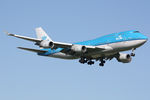 PH-BFD @ EHAM - at spl - by Ronald