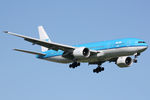 PH-BQL @ EHAM - at spl - by Ronald