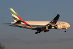 A6-EFI @ EHAM - at spl - by Ronald