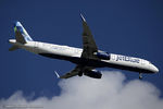 N942JB @ KEWR - Airbus A321-231  Menta Fresca - JetBlue Airways  C/N 6279, N942JB