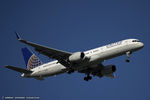 N17133 @ KEWR - Boeing 757-224 - United Airlines  C/N 29282, N17133