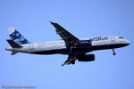 N659JB @ KEWR - Airbus A320-232 Simply Blue - JetBlue Airways  C/N 3190, N659JB