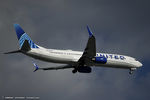 N39415 @ KEWR - Boeing 737-924/ER - United Airlines  C/N 32826, N39415