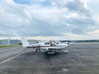 N177EM @ KSAV - N177EM SR-20-G1 - by J.D. Smith