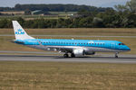 PH-EZZ @ LOWW - KLM cityhopper ERJ-190 - by Andreas Ranner