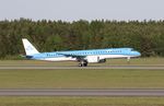 PH-NXD @ ESSA - RWY 19L - by wijken