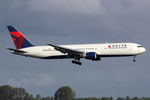 N177DN @ EHAM - at spl - by Ronald