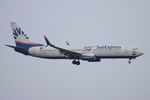 TC-SOA @ LOWW - SunRExpress Boeing 737 - by Andreas Ranner