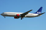 LN-RCN @ EGLL - at lhr - by Ronald