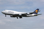 D-ABTK @ EDDF - at fra - by Ronald