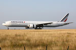 F-GSQD @ LFPG - at cdg - by Ronald
