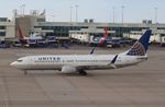 N77525 @ KDEN - Boeing 737-824