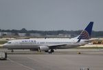 N14214 @ KORD - Boeing 737-824