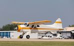 N67692 @ KOSH - DHC-2