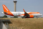 G-UZHE @ LFPG - at cdg - by Ronald