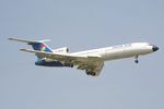 EY-85691 @ VIDP - Final approach - by Koala