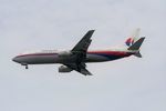 9M-MMU @ WSSS - Final approach - by Koala