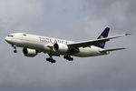 HZ-AK72 @ EHAM - at spl - by Ronald