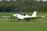 G-BYIK @ X3CX - Parked at Northrepps.