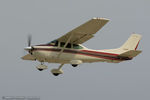 N4690E @ KOSH - Cessna 182R Skylane  C/N 18268260, N4690E - by Dariusz Jezewski www.FotoDj.com