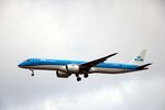 PH-NXC @ EKCH - PH-NXC landing rw 22L