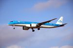 PH-NXD @ EKCH - PH-NXD landing rw 22L