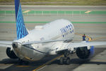 N27520 @ KSFO - Sky Terrace SFO 2021.