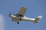 N8050J @ KOSH - Cessna 182T